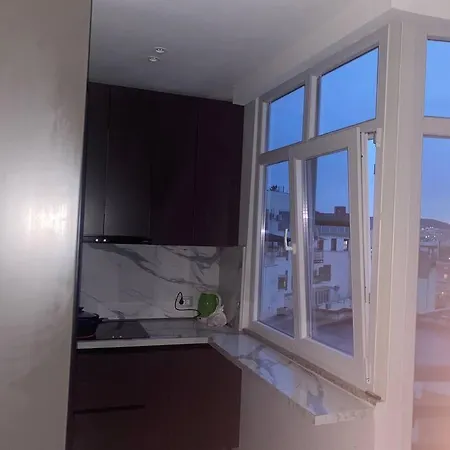 Luxury View Near Center